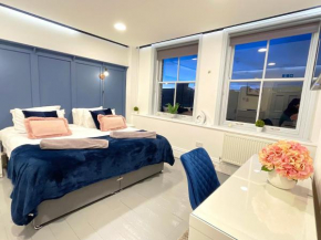 Central penthouse by HNFC Stays